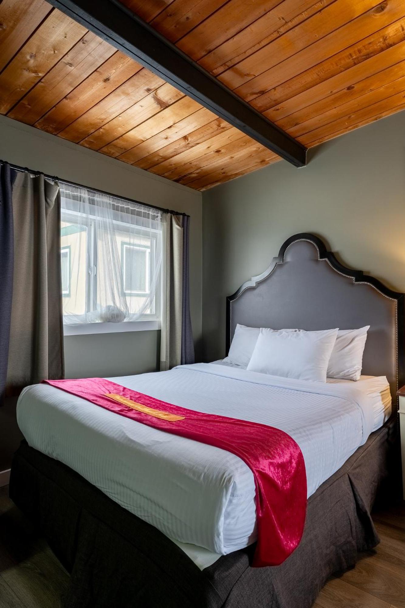 Ace Motel Принстаун Екстериор снимка