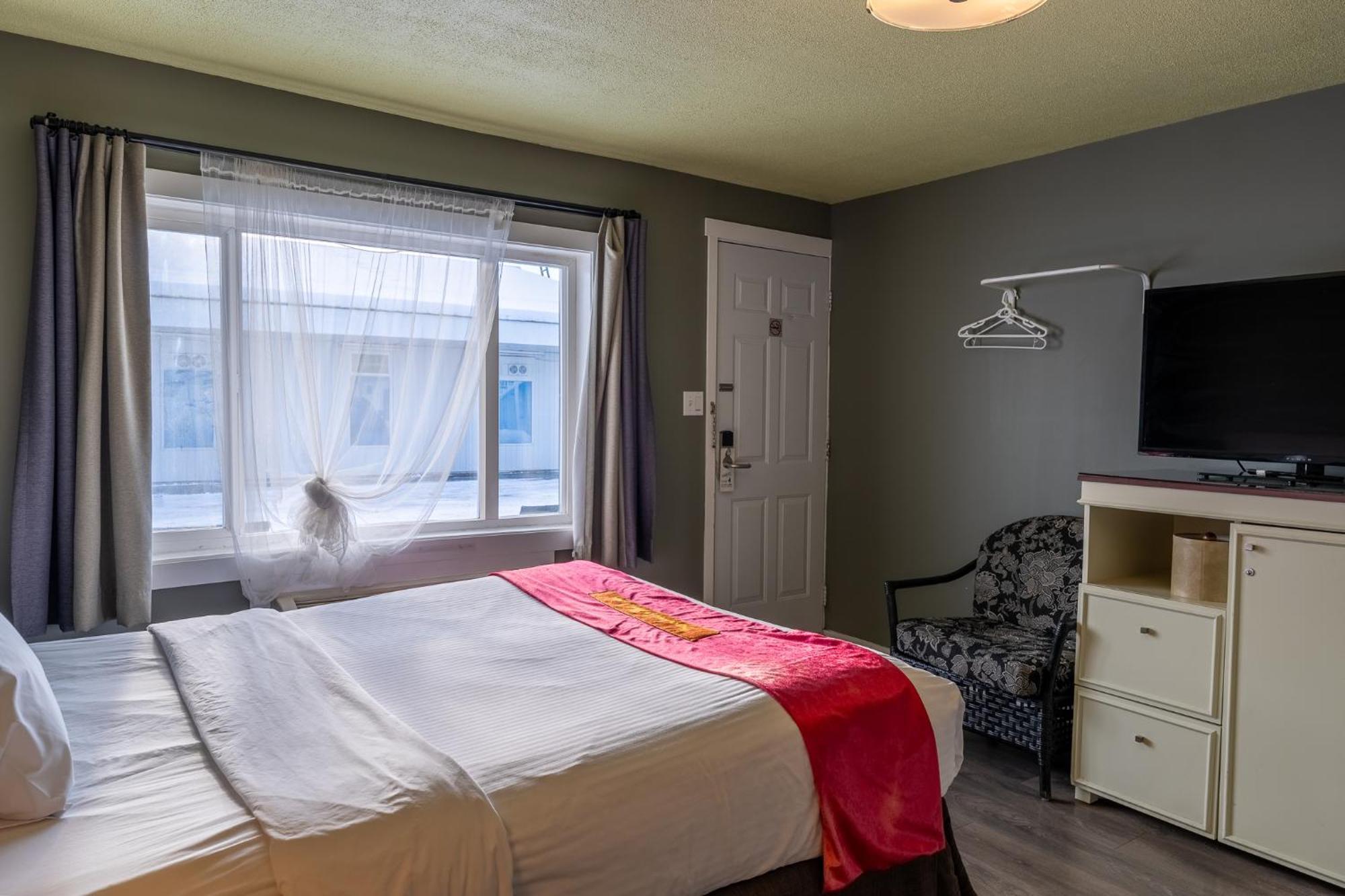 Ace Motel Принстаун Екстериор снимка